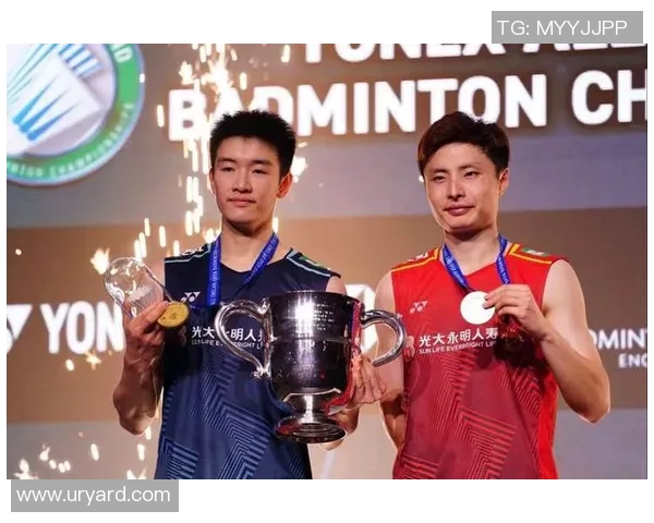 武汉羽毛球队实力引发热议球迷对其表现和未来发展展开激烈讨论